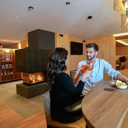 Hotel Pozzamanigoni Sëlva Buitenkant foto