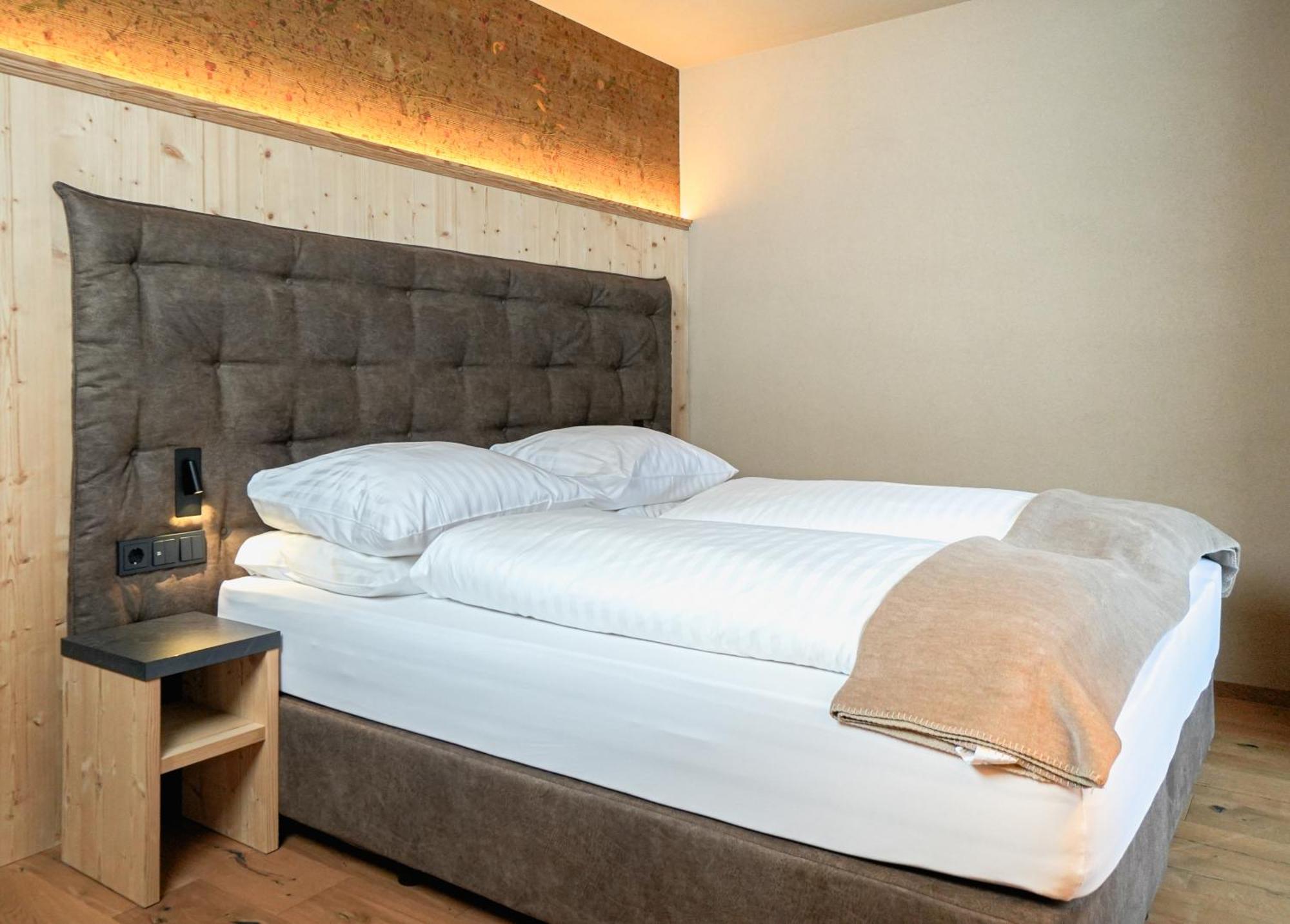 Hotel Pozzamanigoni Sëlva Buitenkant foto
