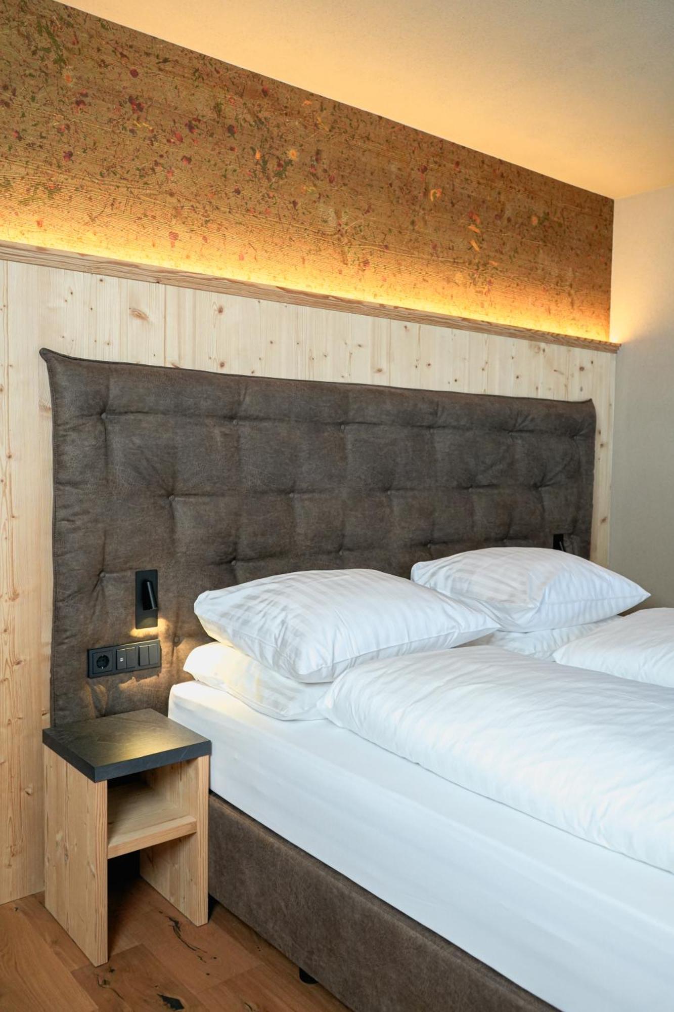 Hotel Pozzamanigoni Sëlva Buitenkant foto
