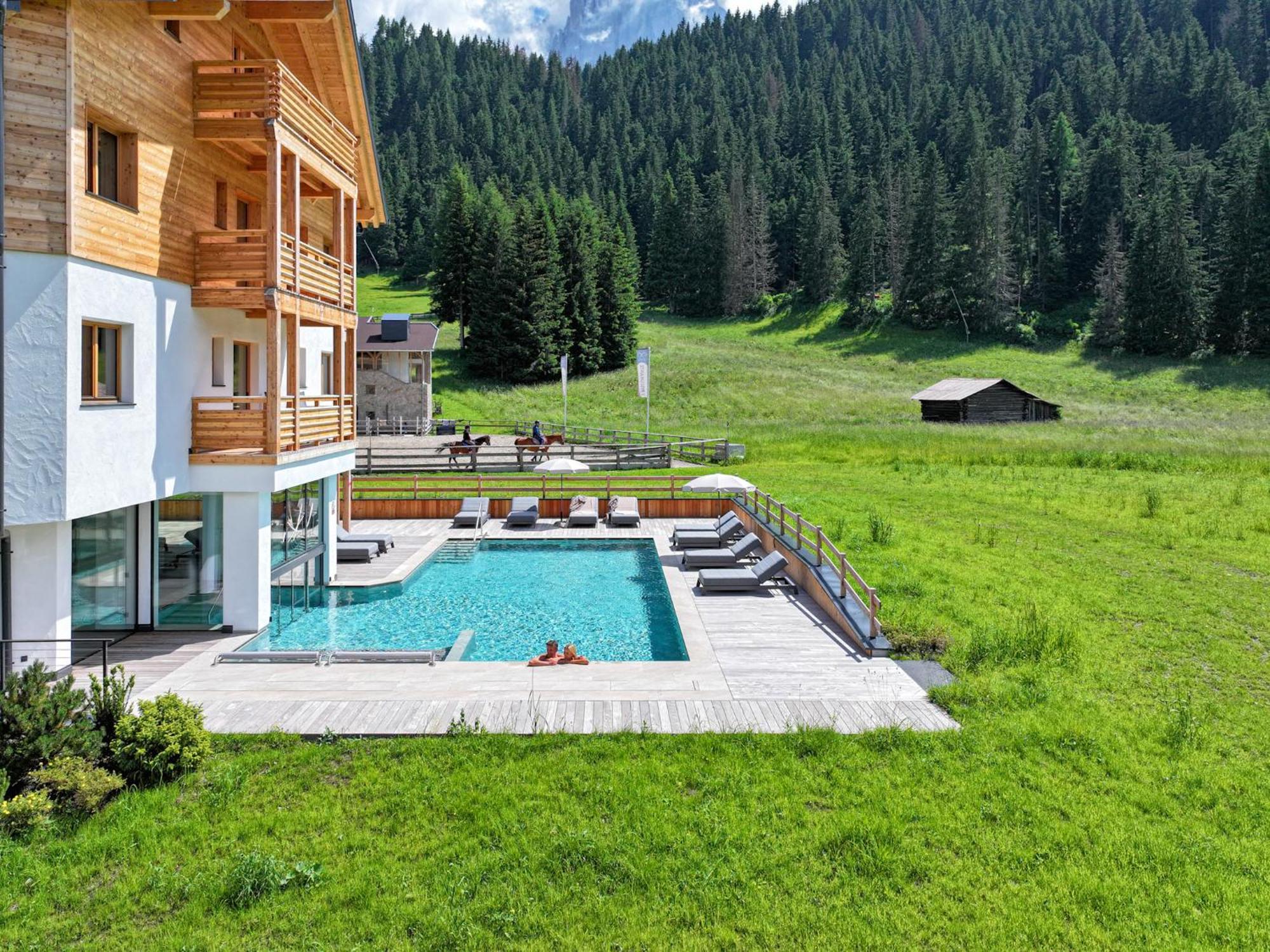 Hotel Pozzamanigoni Sëlva Buitenkant foto